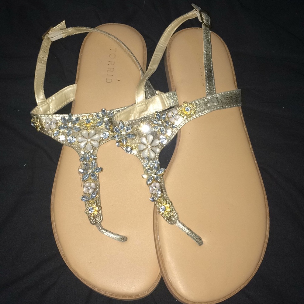 Torrid Size 11 Nude Floral Rhinestone Sandals